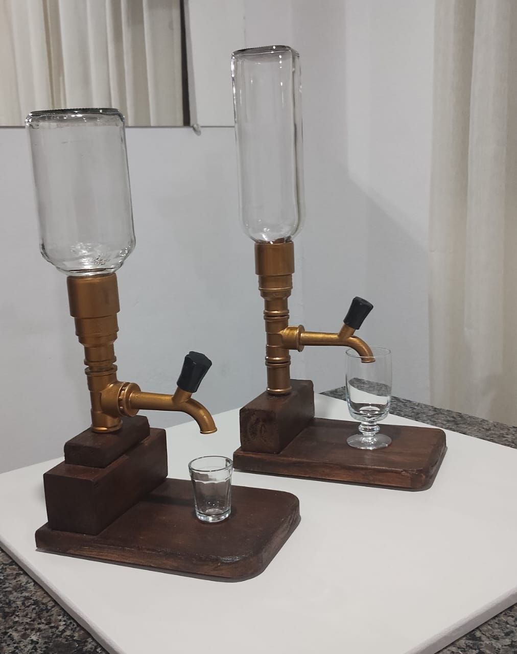 Dispensers artesanais Arte em Pinus